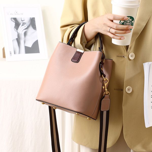 

womens bag bag new fashion messenger bucket leather 2020 small ck shoulder all-match lady fashion ogqgs