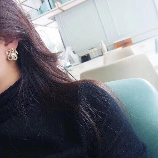 

2020 fashion jewelry women charm earrings new jewelry 12 with exquisite gift box 112291, Golden