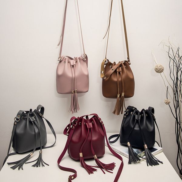 

women's bag 2020 spring new korean women's pu tassel bucket bag handbag messenger shoulder