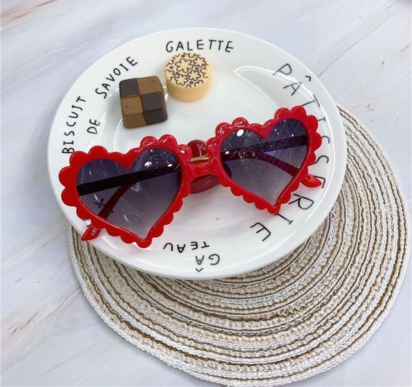 

2020 cute love kids sunglasses children fashion plastic heart sunglasses baby uv400 sun glasses for girls boys001, White;black