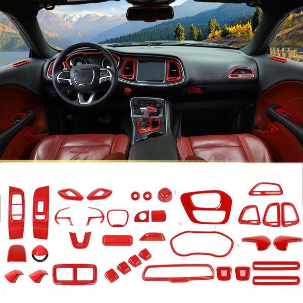 Kit interni per auto rossi Kit decorazione cruscotto controllo centrale 37PC per accessori auto Dodge Challenger 15+