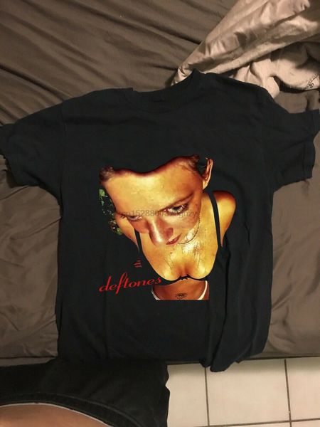 

vtg rare - t shirt - deftones around the fur concert tour 1990s - reprint men t shirt