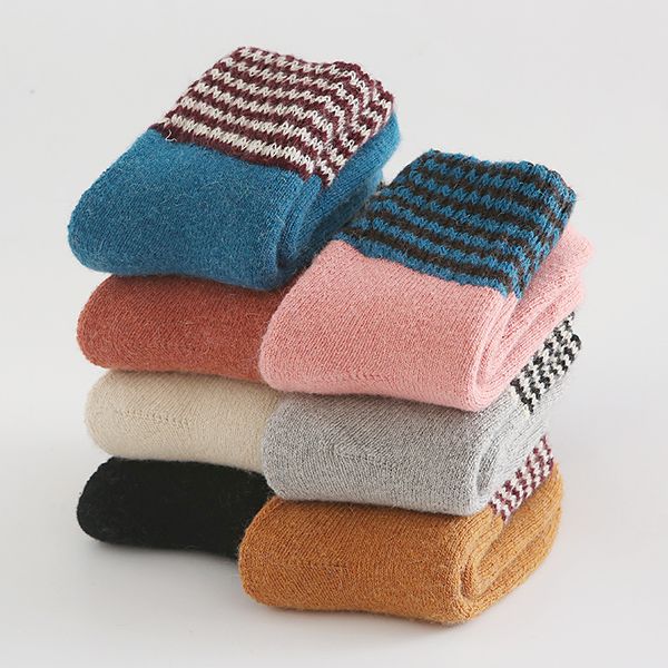 

womens super thick wool socks - soft warm comfort casual crew winter socks, multicolor, Black;white