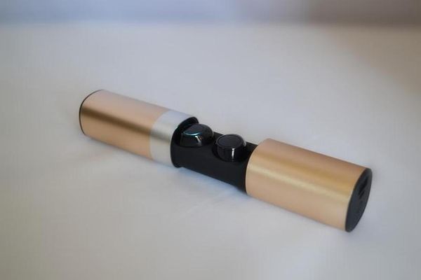 

sound quality bluetooth headset bluetooth 4.2 waterproof music headphones for iphone android with 1200mah charging box