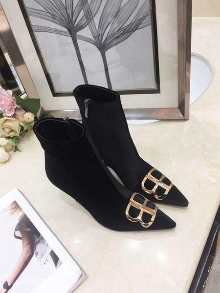 

2019 new black and white brand high-heel boots for women comfortable warm boots for ladies the boots women s fashion