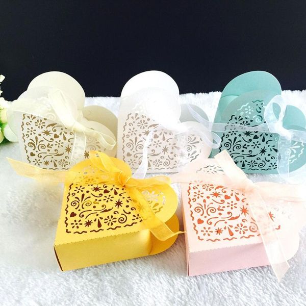 

gift wrap 50pcs sweets box hollow love heart wedding candy boxes with ribbon small flower party