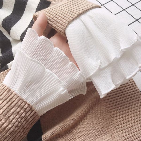 

women layered striped horn cuff agaric ruffles wrinkled fake sleeve wrist warmer, Blue;gray