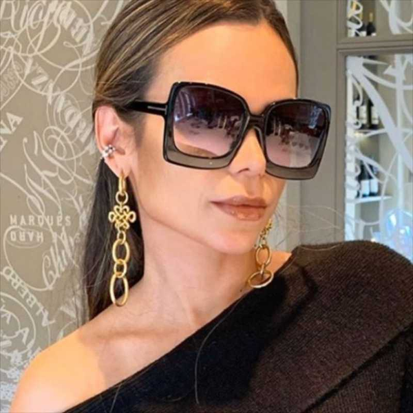 

oversized square shades sunglasses women fashion goggles 2020 new trendy big frame sun glasses female gradient pc frames uv400, White;black