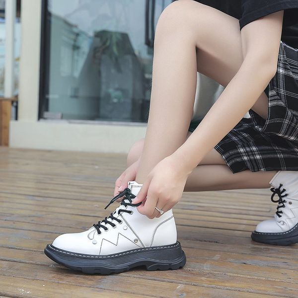 

martin boots women shoes female british style flat platform ankly boots femenino motorcycle boot feminine work booties botas, Black