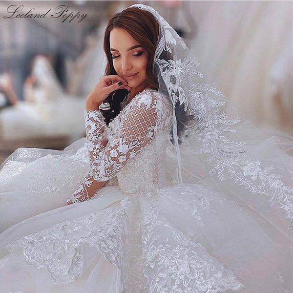 

Lceland Poppy Luxury Ball Gown Wedding Dresses 2020 Full Sleeves Tiered Lace Appliques Floor Length Tulle Bridal Gowns, Ivory