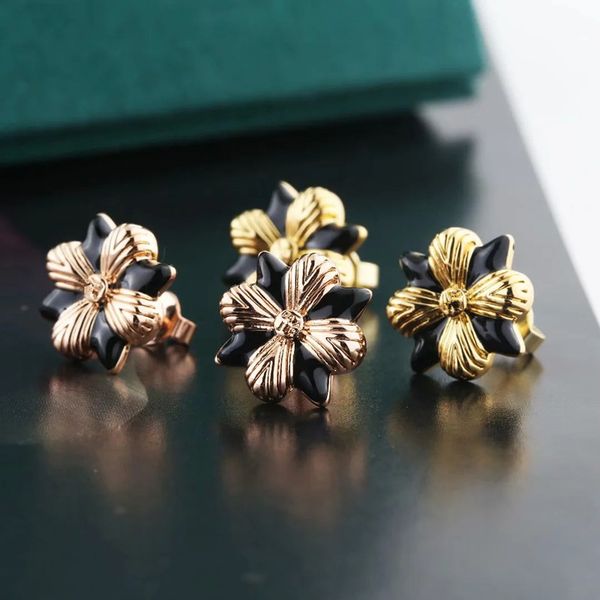

wholesale fashion earings electroplating gold earrings women titanium steel jewelry love earrings flower earring 2020, Golden;silver