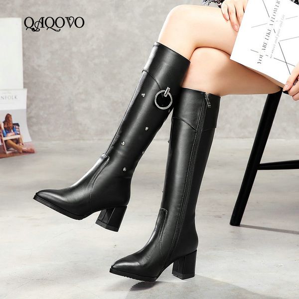 

2020 черная кожа колено высокие сапоги женщин осень зима boots ботинки высокой пятки площади zipper острым носом заклепка мода обувь, Black