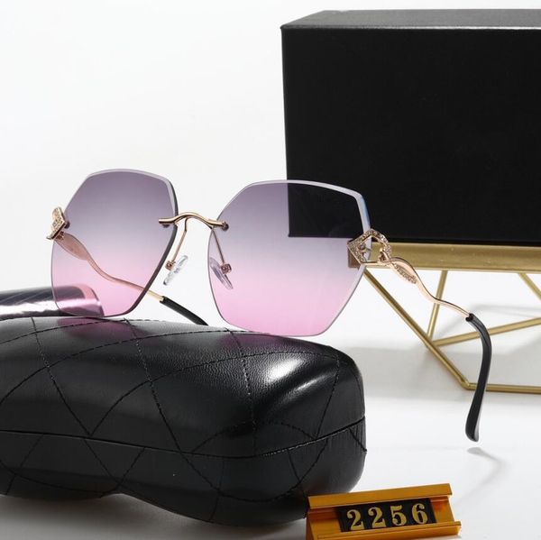 

polarized lens pilot fashion sunglasses for men women design vintage sun glasses with case and box 2256h, White;black