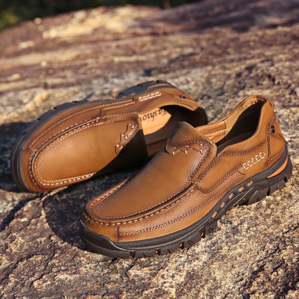 

men comfortable genuine leather shoes slip on loafers causal men shoes breathable chaussures outdoor flats mocasins, Black