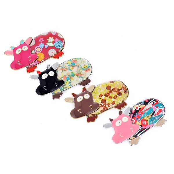 

brooch of cartoon cow brooch animal women enamel charms jewelry cute badge banquet scarf pins brooches gift, Gray