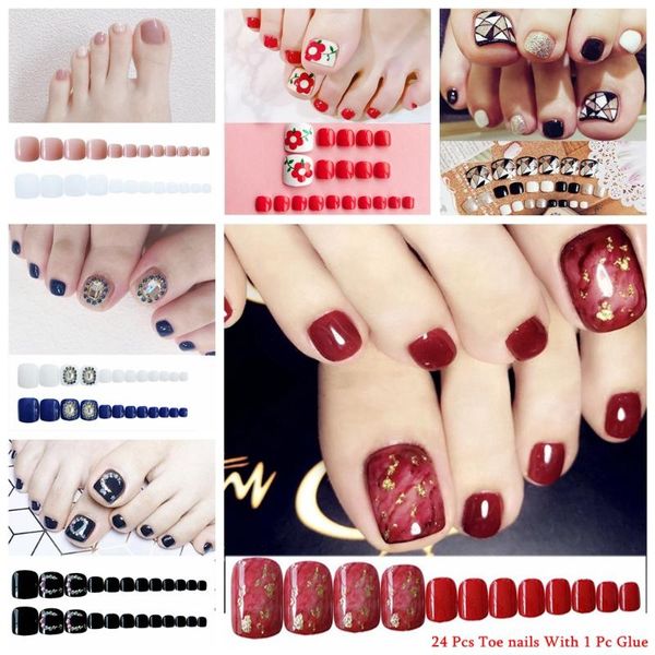 

24pcs/pack fake toe nails tips grids style black white silver triangle geometry toe short false nails artificial feet patch, Red;gold