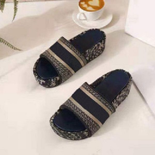

latest summer autumn and winter thick bottom high density embroider slipper web celebrity stars casual slimming and height slippers 35-40, Black