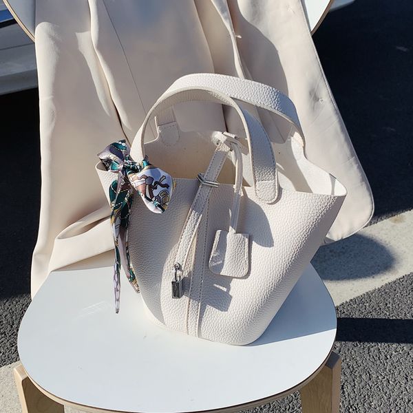 

designer luxury ladies bucket bag fashion chic women's handbags purse shoulder bags for female ins large capacity tote bag