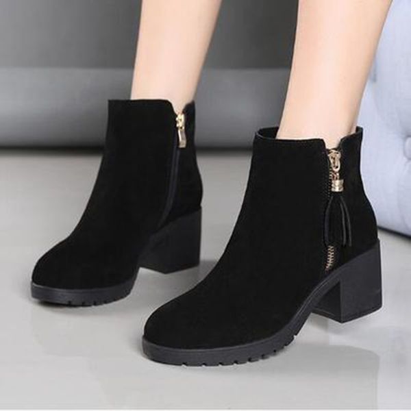 

new leather boots waterproof platform medium heel plush women's boots 2020, Black
