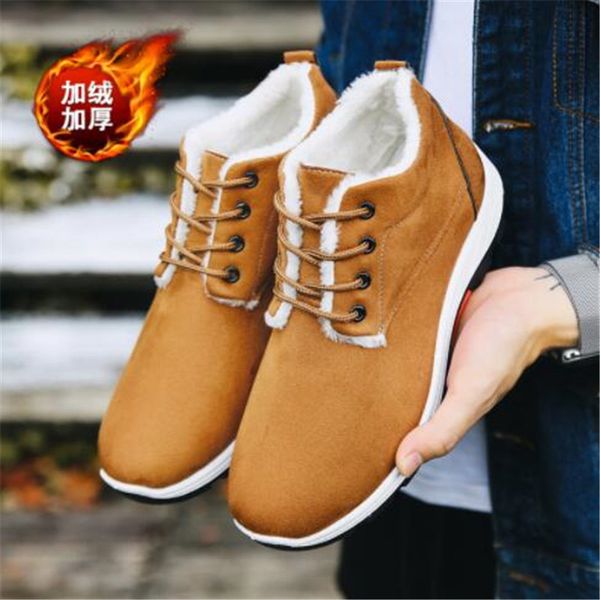 

new men boots warm and comfortable light breathable fashion models non-slip wear-resistant fashion design men boots, Black