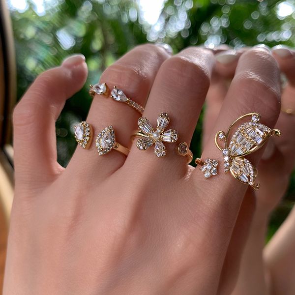 

cluster rings fashion rhinestone flower butterfly open for women 2021 jewelry creative adjustable ring, Golden;silver