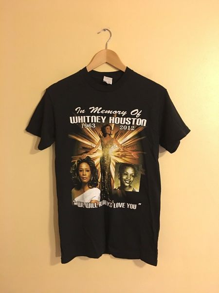 

vintage 2020 whitney houston &ldquoqueen of pop&rdquo t-shirt sz. small summer style t shirt
