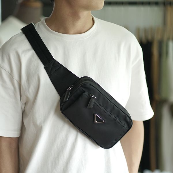 

wholesales luxury designer backpacks men chest bag designer womens waist bags for men and women selling 88