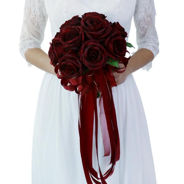 

romantic rose flower bridal bouquet wedding reception flower arrangement