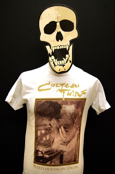 

cocteau twins - pearly-dewdrops' drops - t-shirt