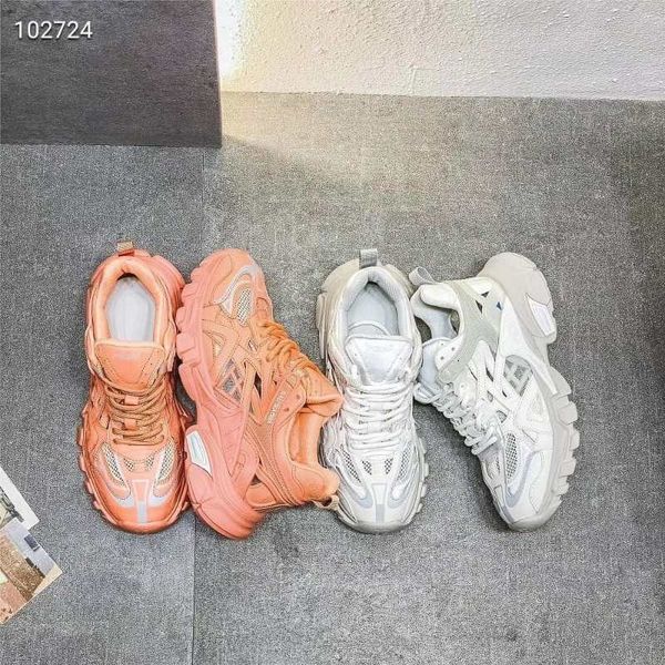 

2020 новый папа обувь выдалбливают дизайн яркие спортивные туфли track3.0 дышащий и стильные ноги чувствуют себя комфортно