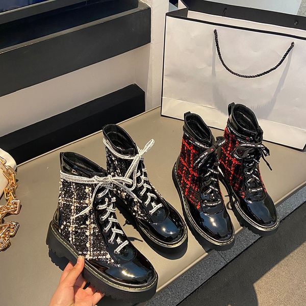 

ymechic 2020 fashion winter letter riband lace up platform boots plaid cloth punk red combat ankle boots for women biker shoes, Black
