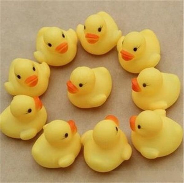 

4cm water duck baby bath toy children beach swimming sounds small yellow ducks mini pvc kid educational toys 0 24sc yy