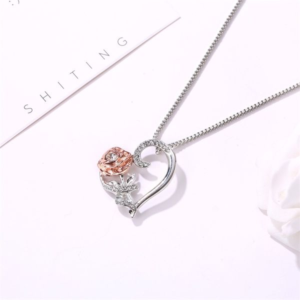 

chains huaji 2021 love rose zircon fashion necklace romantic lover gift fashionable jewelry, Silver