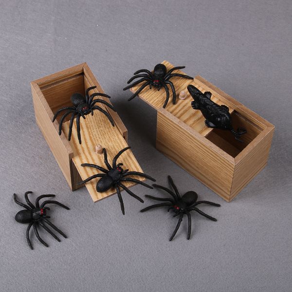 

2020 new arrival halloween gift wooden prank spider practical joke home office trick toys box gag spider kids