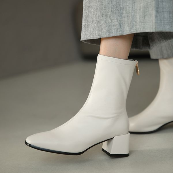 

genuine leather women winter boots luxury shoes women designers mid-calf med fur boots shoes white 2020, Black