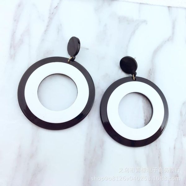 

2020 fashion black and white acrylic round circle drop earring women big geometric statement pendientes brincos long oorbellen, Silver