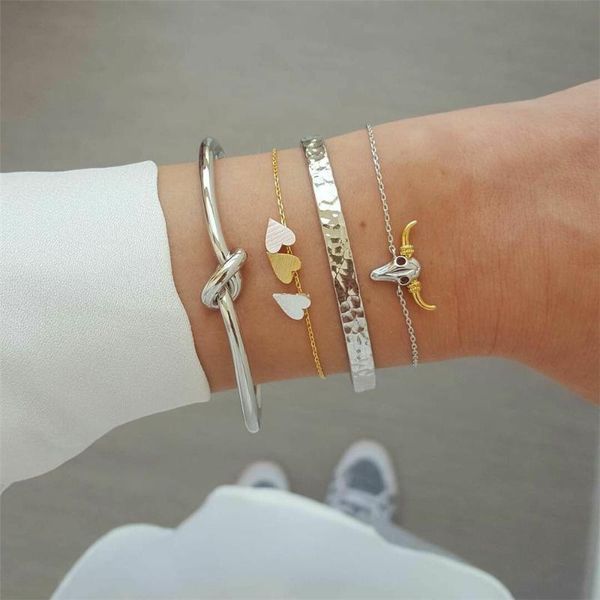 

alyxuy 4 pcs/ set bohemian bull head heart knotted chain bracelet open multilayer bracelet set women fashion personality jewelry, Black
