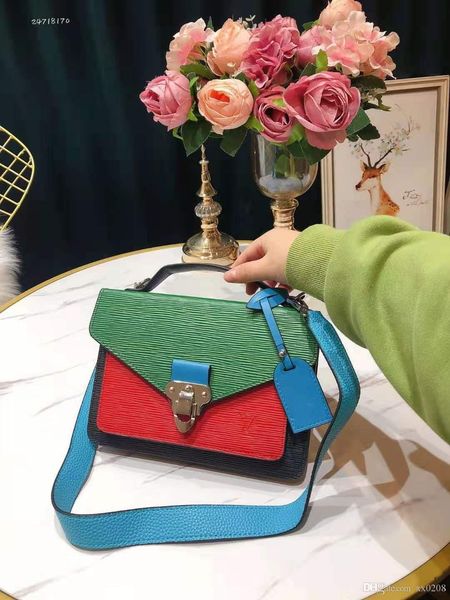 

designer design high-quality classic flower eye-catching bag with full closed mouth and multiple compartments, mix and match with portable i