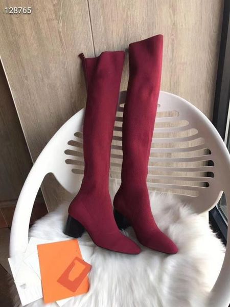 

europe's most popular fashion classic boots in 2020, Black