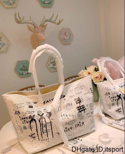 

2020 luxury graffiti dog tooth lady large handbag leather fashion mother and son super bag 32cm