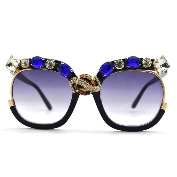 

2020 big rhinestone sunglasses women trending luxury diamond cat eye sun glasses oversized shades ladies sunglasses uv400, White;black