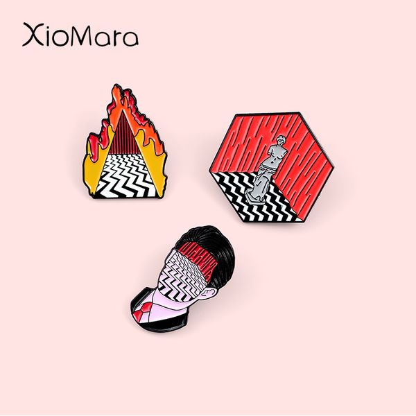 

head riddle maze de milo enamel pin art fun badges twin peaks lynch style tv series jewelry lapel pin for friends fans, Gray