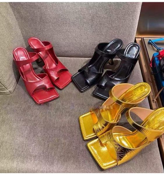 

gogd]2020european and american summer high-heeled shoes with thin versatile square head toe retro roman sandals wear slippers, Black