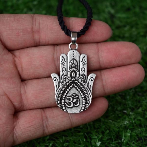 

om hand of fatima pendant meditation symbol yoga necklace, Silver