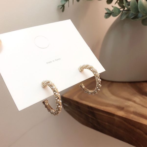 

2020 new fashion exaggeration sweet metal circle round freshwater pearl hoop earrings jewelry for women girl party, Golden;silver
