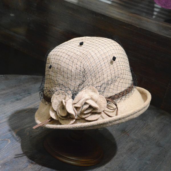 

new elegant women's vintage mesh flower wool soft hat curling brim foldable hat, Blue;gray