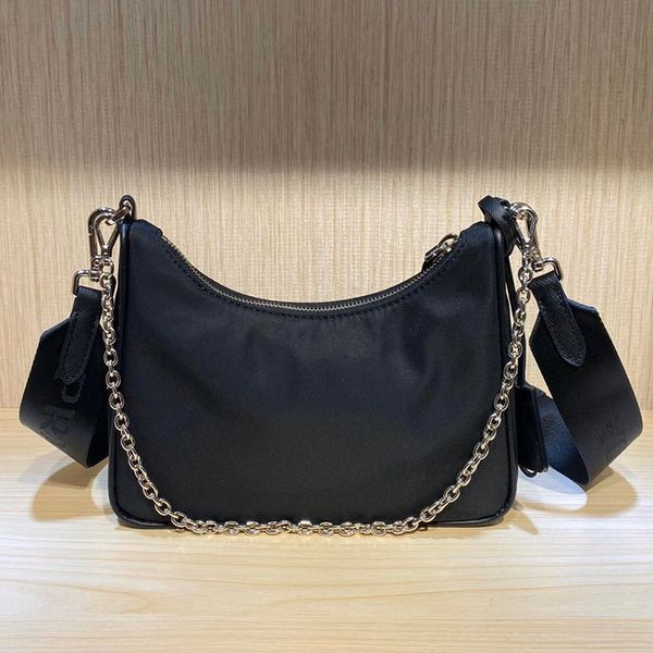 

2020 women new high grade luxury handbag fashion armpit bag simple design light nylon shoulder bag crossbody