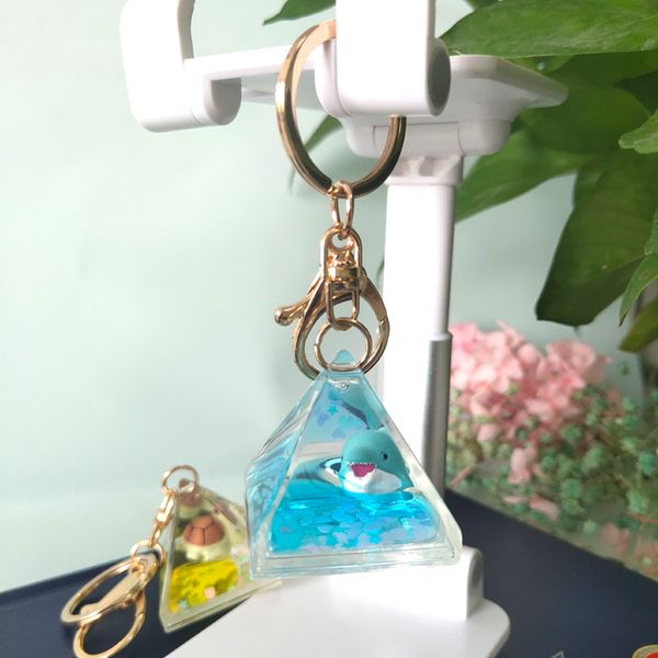 

pyramid shape into oil key chain promotion festival gift car key chain