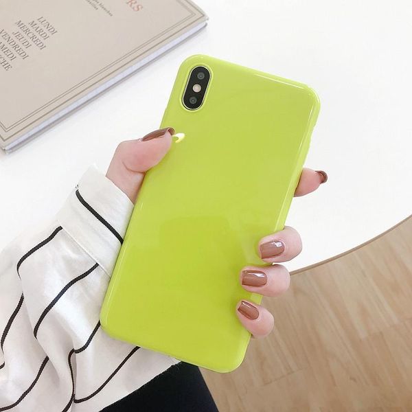 

candy color scratch anti-scratch absorption cell phone soft case tpu material for iphone xs max xr x 6 7 8 plus 6s 5c