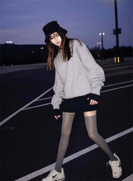 

2020 new round neck cotton men and women couples loose and thin fashion all-match sweater size m-2xl, Black